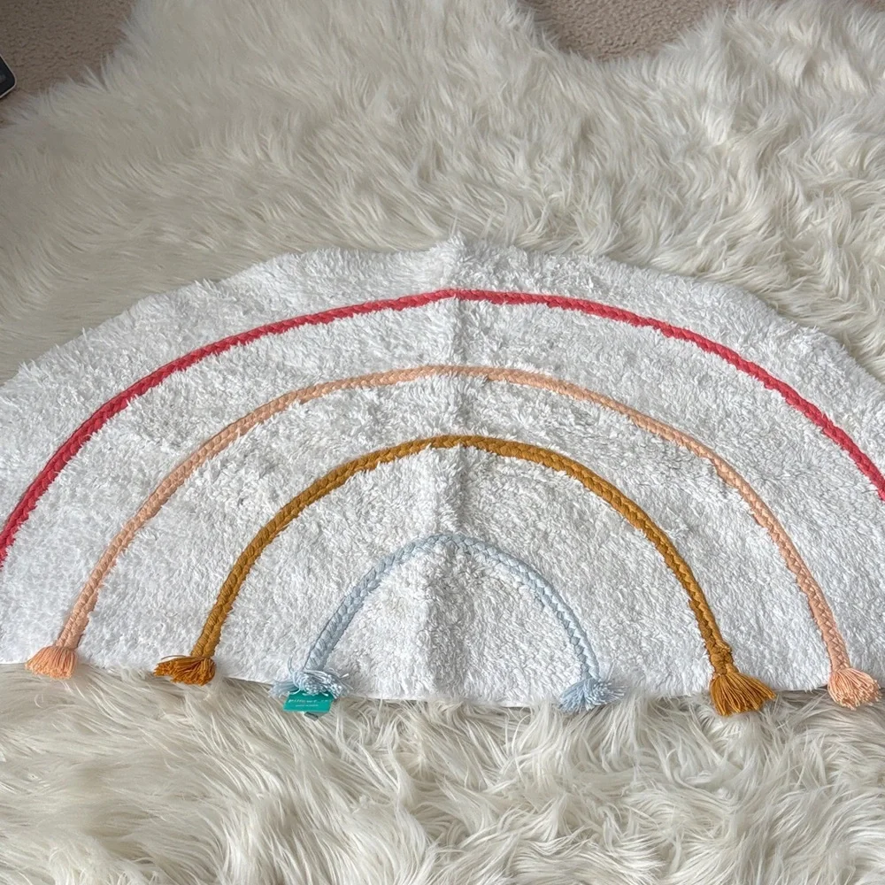 Pillowfort Rainbow bathroom Rug with Pastel Arches